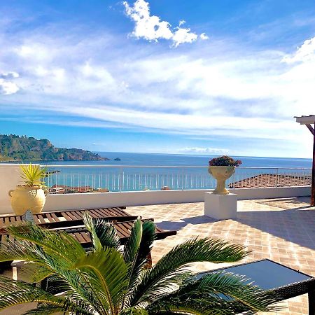 Panoramic Taormina Bay View Leilighet Eksteriør bilde
